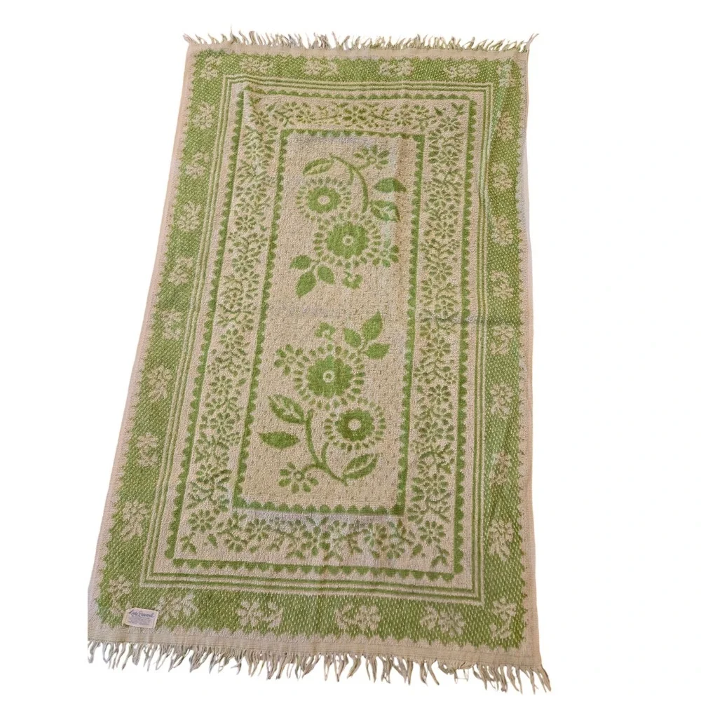 Vintage Lady Pepperell Towels  Green Floral Fringe  USA  Set of 2